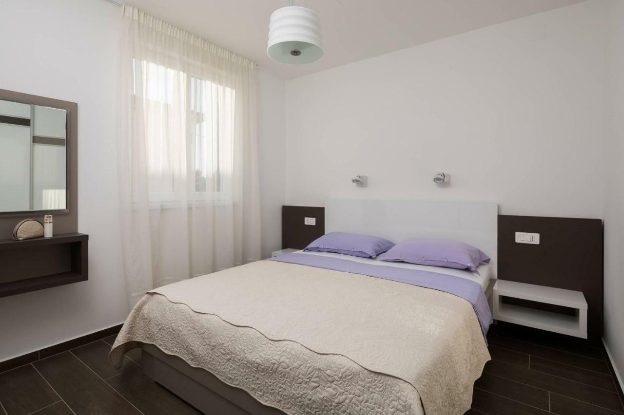 Apartmani Kos D Supetar Exterior foto